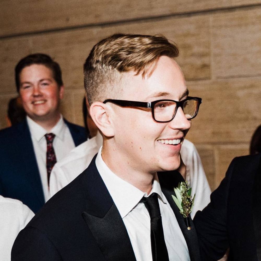 Meet your Posher, Robert